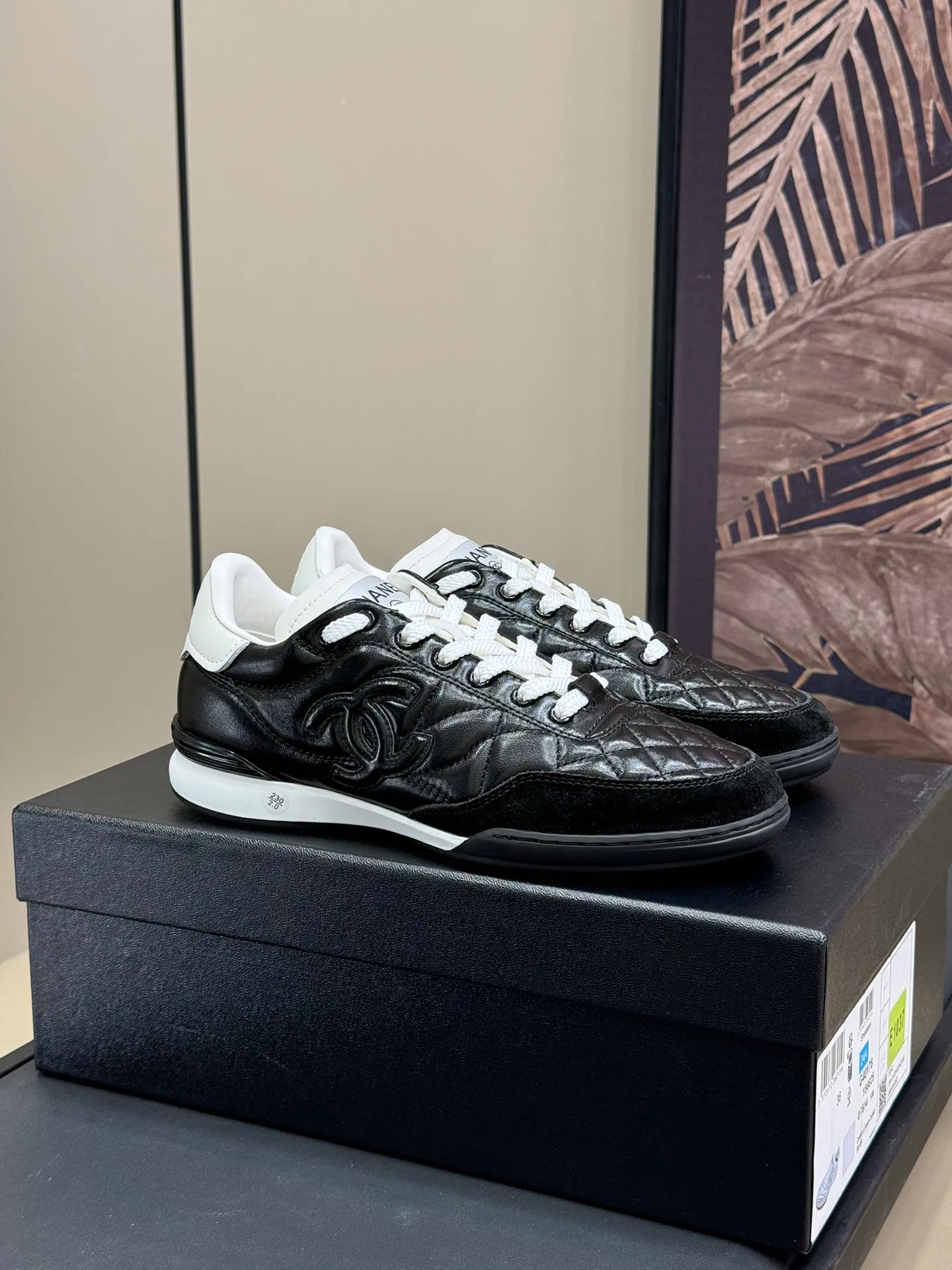 👟👟Ex-factory price 520👟👟chanel 24b sneakers new product 24 autumn and winter sneakers, the third generation of sneakers made of lambskin material, classic rhombus elements, extremely easy to wear, full of fashionability💯high-quality goods size 35-41